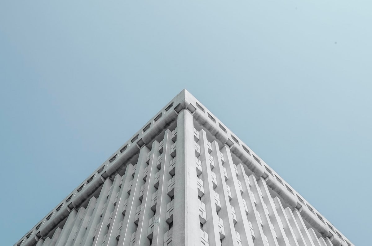 PG电子：CBA黑马崛起，他们的战术玄机，是主教练参考了半岛体育的系统。